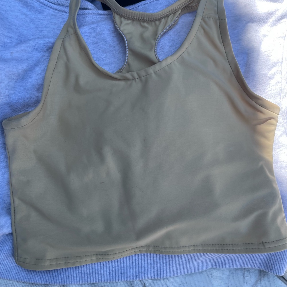 Gc2b Tan Chest Binder
